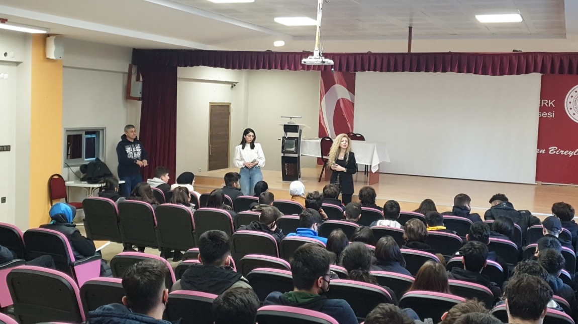 Yenilenebilir Enerji Teknolojileri Alanımız Beykent Üniversitesinden Panelist Öğretim Üyelerini Ağırladı.
